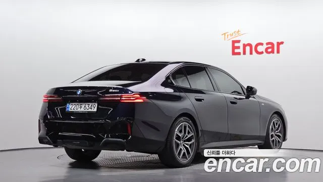 BMW 5 Series — Фото автомобиля 2
