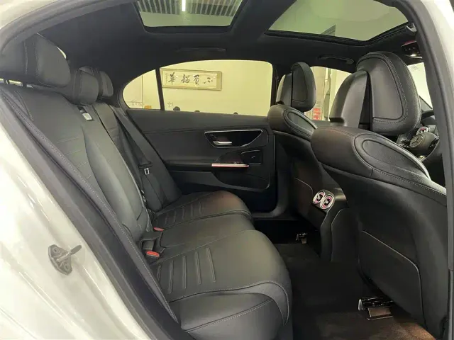 Mercedes-Benz C-Class — Фото автомобиля 10