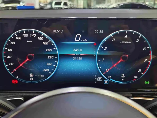 Mercedes-Benz GLB-Class — Фото автомобиля 18