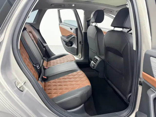 Volkswagen Sagitar — Фото автомобиля 9