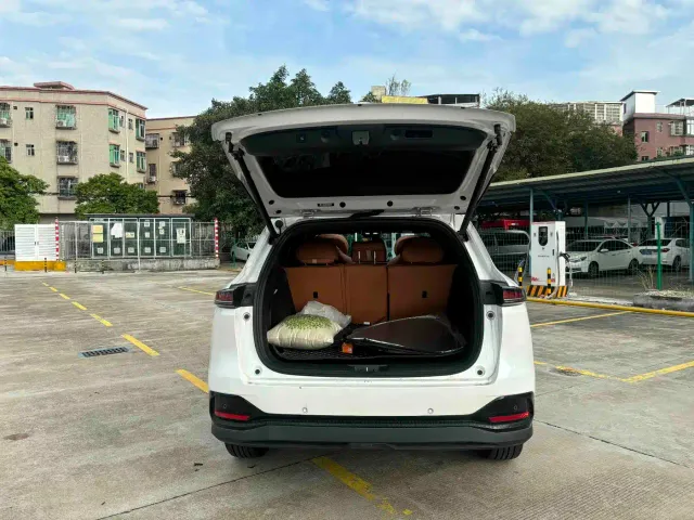 Changan CS75 Plus — Фото автомобиля 13