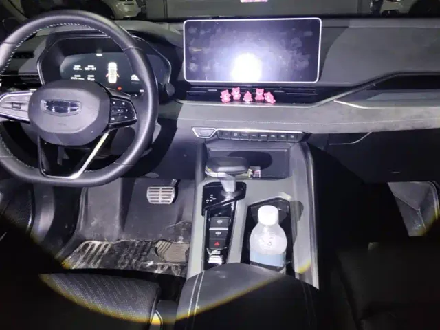 Geely Xingrui — Фото автомобиля 11
