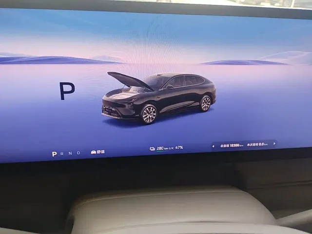 IM Motors LS6 — Фото автомобиля 7