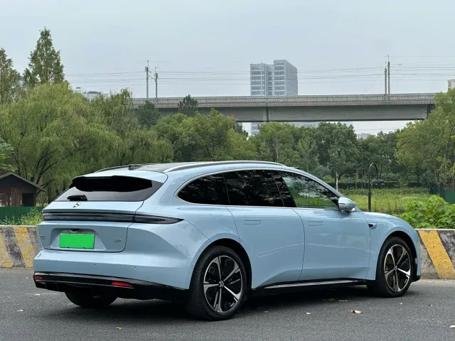 Nio ET5 Touring — Фото автомобиля 7