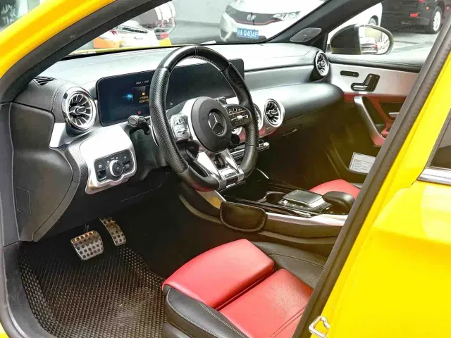 Mercedes-Benz A-Class AMG — Фото автомобиля 9