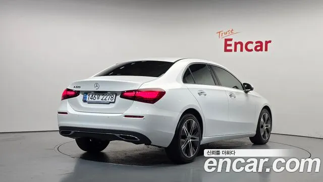 Mercedes-Benz A-Class W177 — Фото автомобиля 2
