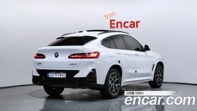 BMW X4 xDrive20i M Sport Pro — Фото автомобиля 2