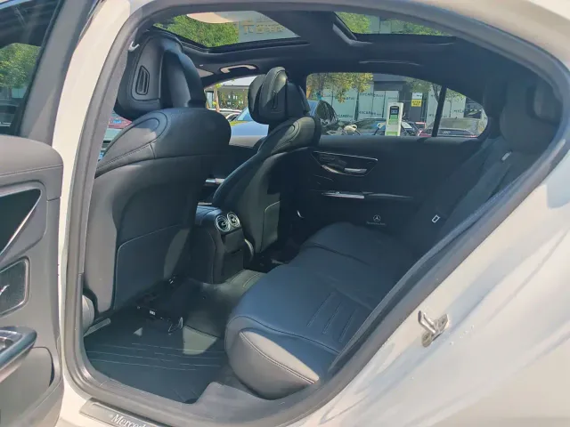 Mercedes-Benz C-Class — Фото автомобиля 9