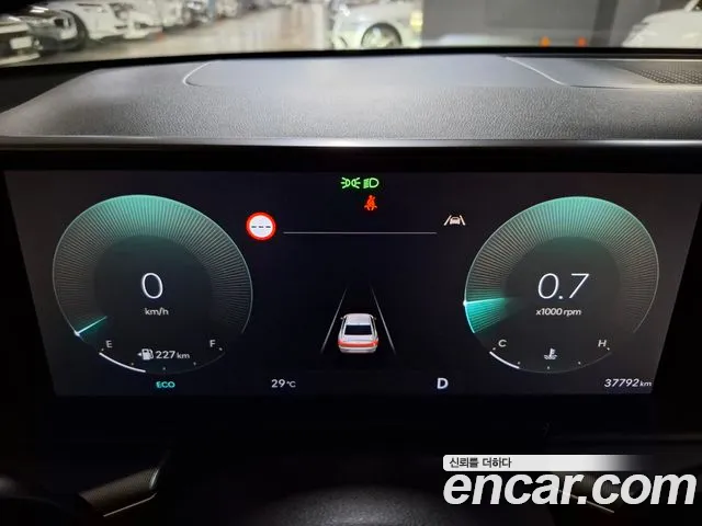 Hyundai Grandeur GN7 — Фото автомобиля 8