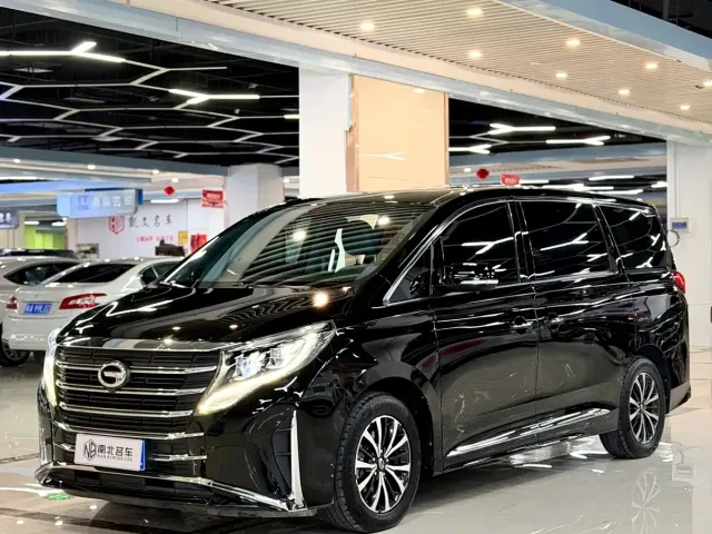 Фотография автомобиля — GAC Trumpchi M8