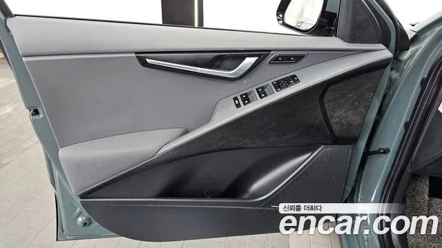 Kia Niro The All New Niro Signature — Фото автомобиля 24