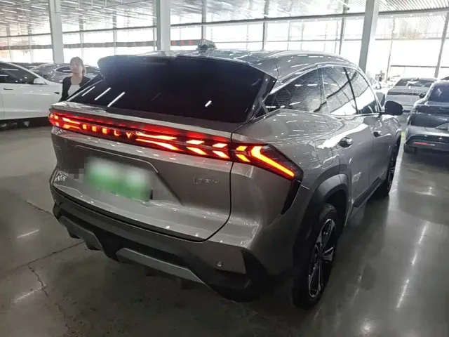 Geely Galaxy L7 — Фото автомобиля 6