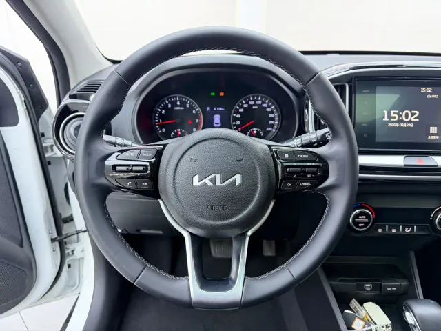 Kia KX1 — Фото автомобиля 11