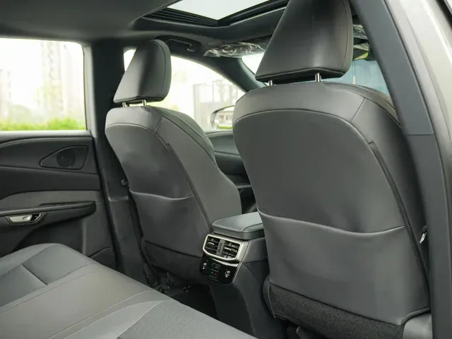 Lexus RX — Фото автомобиля 13