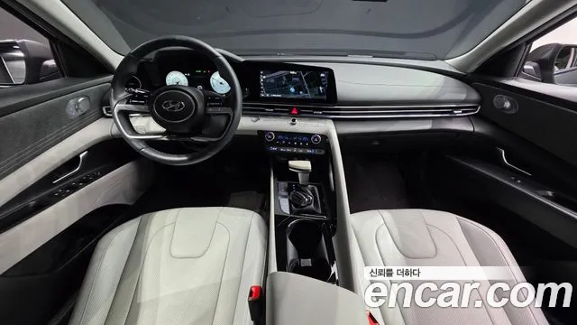 Hyundai AVANTE Inspiration — Фото автомобиля 7