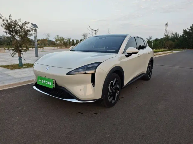 Фотография автомобиля — Baojun Yunhai