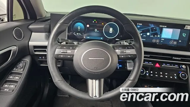Hyundai Sonata — Фото автомобиля 19