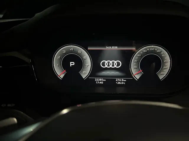 Audi Q6 — Фото автомобиля 10