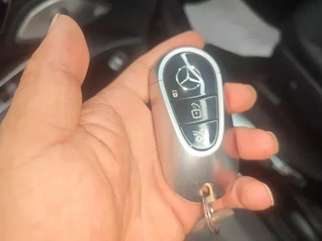 Mercedes-Benz EQS — Фото автомобиля 8