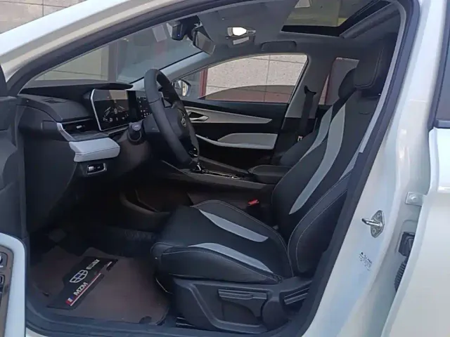 Geely Binrui — Фото автомобиля 14
