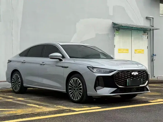 Chery Fulwin A8L — Фото автомобиля 3