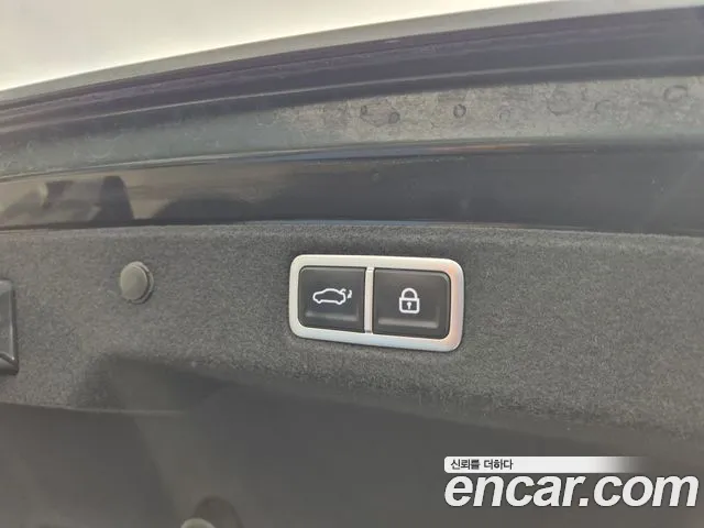 Hyundai Grandeur — Фото автомобиля 15