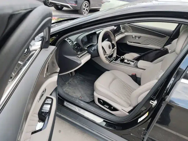 BYD Han — Фото автомобиля 22
