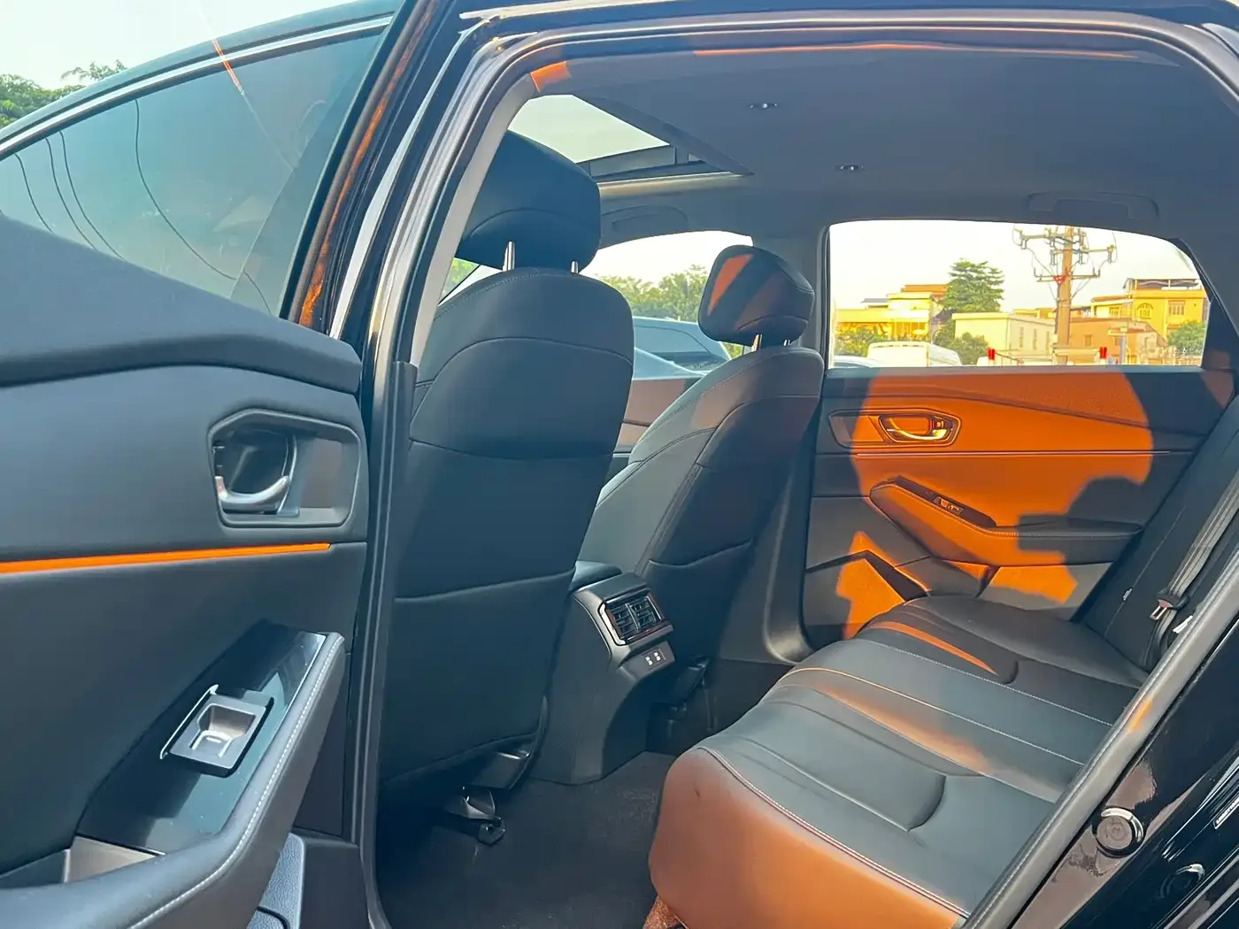 Honda Accord 2025 Sport Series 260TURBO Luxury Edition — Фото автомобиля 5