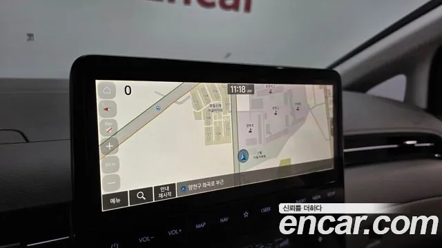 Hyundai Staria Staria 4WD Lounge 9 мест — Фото автомобиля 14