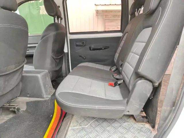 Wuling Hongguang Plus — Фото автомобиля 5