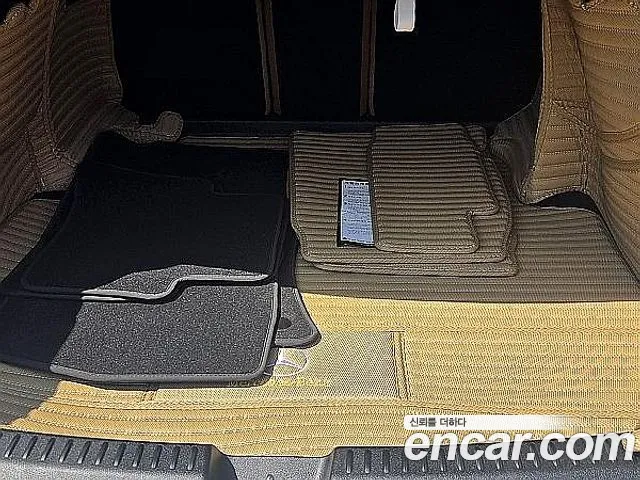 Mercedes-Benz E-Class — Фото автомобиля 6