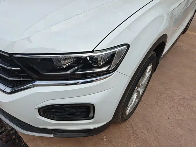 Volkswagen T-Roc — Фото автомобиля 23