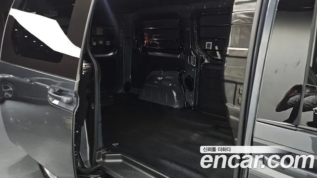 Hyundai Staria Staria Карго 3 места — Фото автомобиля 6