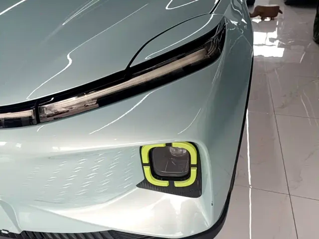 Geely Geometry E Firefly — Фото автомобиля 23