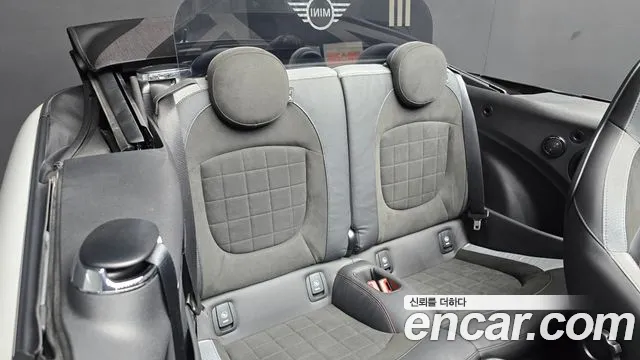Mini Cooper Convertible — Фото автомобиля 12