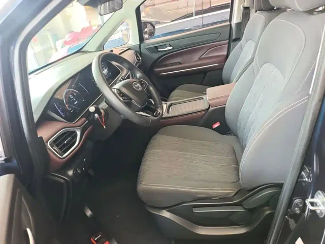 GAC Trumpchi M6 — Фото автомобиля 14