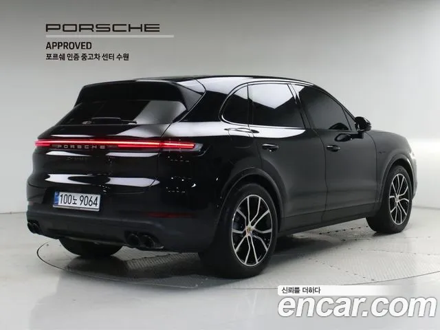 Porsche Cayenne — Фото автомобиля 2