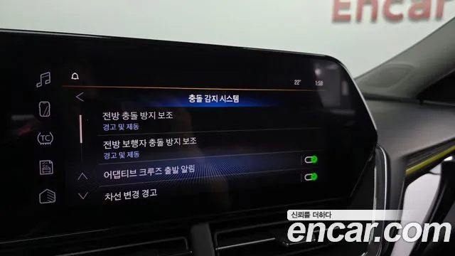ChevroletGMDaewoo Trax Trax Кроссовер — Фото автомобиля 12