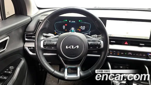 Kia Sportage Sportage 5-е поколение Бензин 1.6 турбо 2WD — Фото автомобиля 13