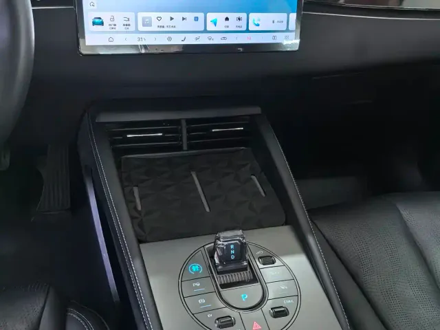 BYD Seal 06 — Фото автомобиля 11