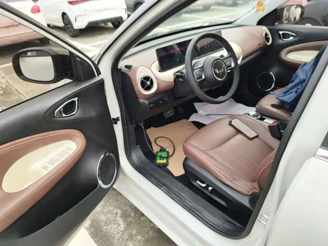 Wuling Bingo — Фото автомобиля 15