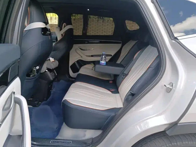 BYD Song PLUS — Фото автомобиля 14
