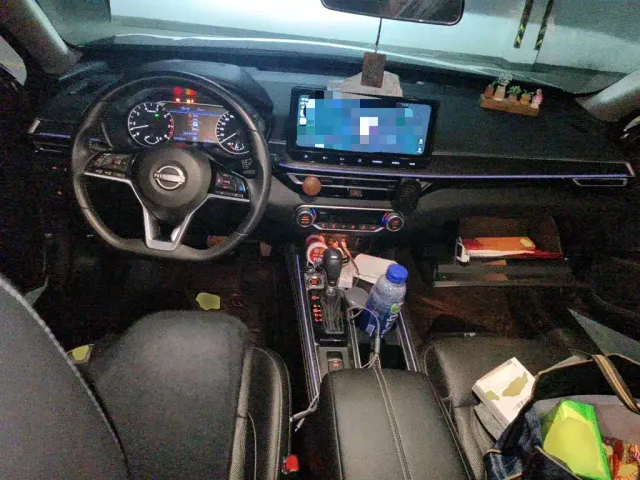 Nissan Teana — Фото автомобиля 10