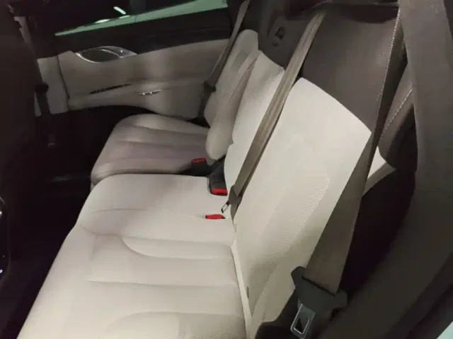 IM Motors LS7 — Фото автомобиля 16