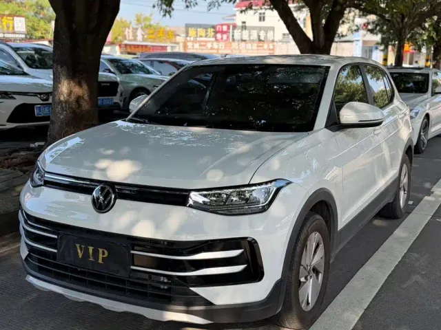 Volkswagen Tharu — Фото автомобиля 3