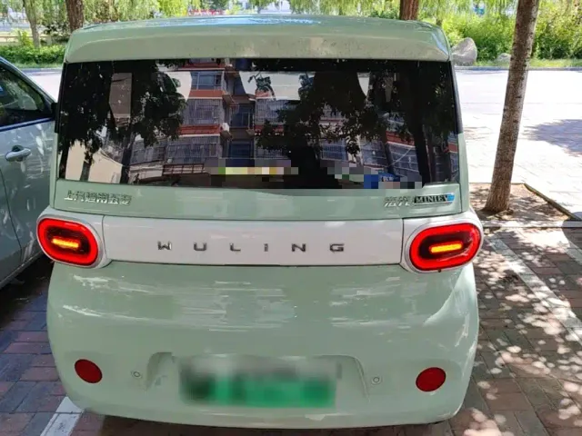 Wuling Hongguang Mini EV — Фото автомобиля 5