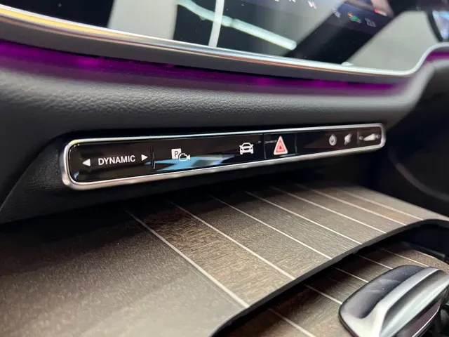 Mercedes-Benz E-Class — Фото автомобиля 6