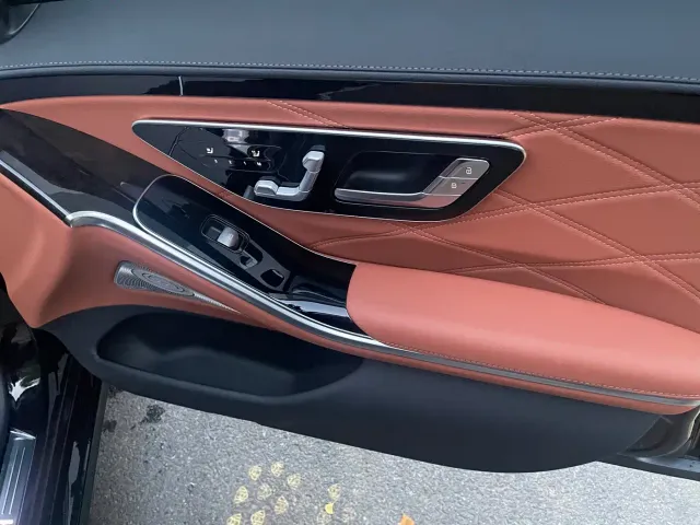 Mercedes-Benz Maybach S-Class — Фото автомобиля 25