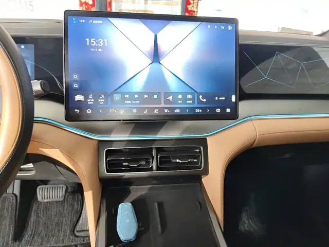 BYD Song L DM-i — Фото автомобиля 12