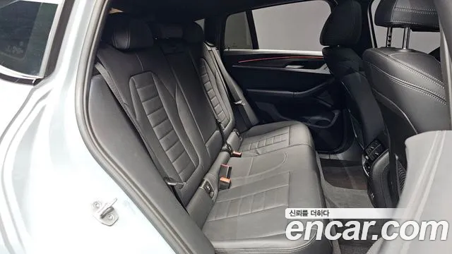 BMW X4 xDrive20i M Sport — Фото автомобиля 10